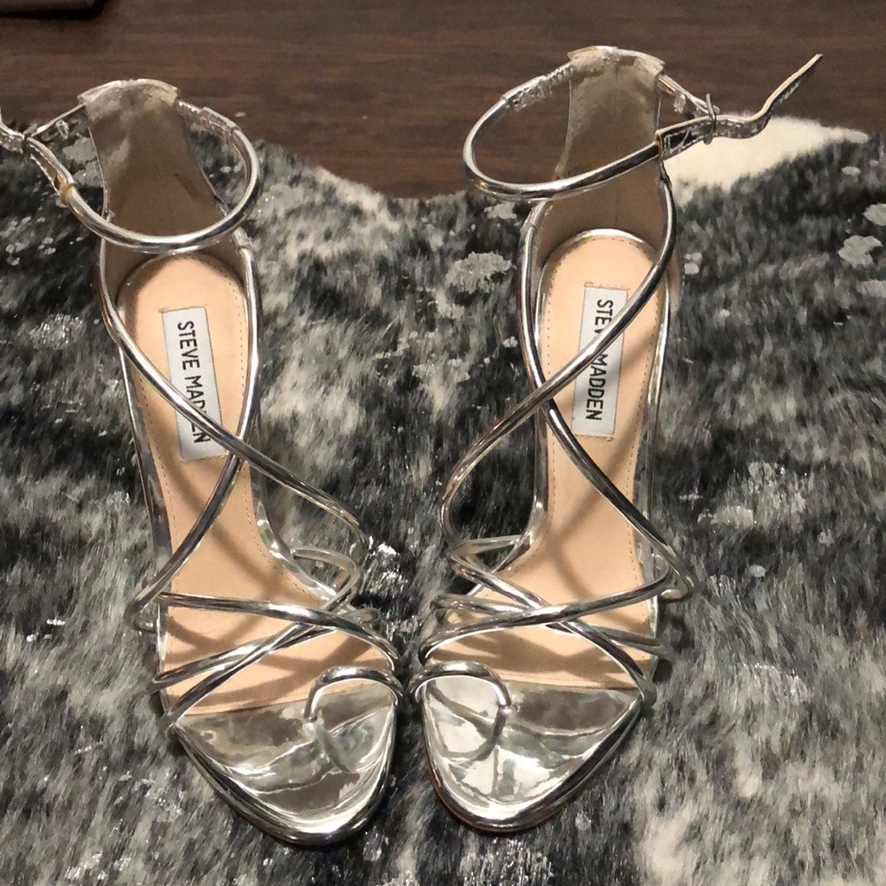 Steve Madden silver heels